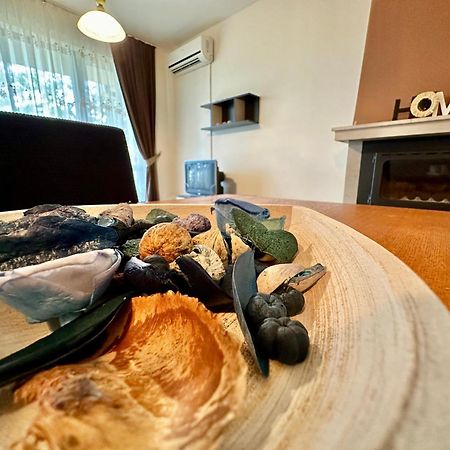 Menada Imperial Heights Villas サニービーチ エクステリア 写真