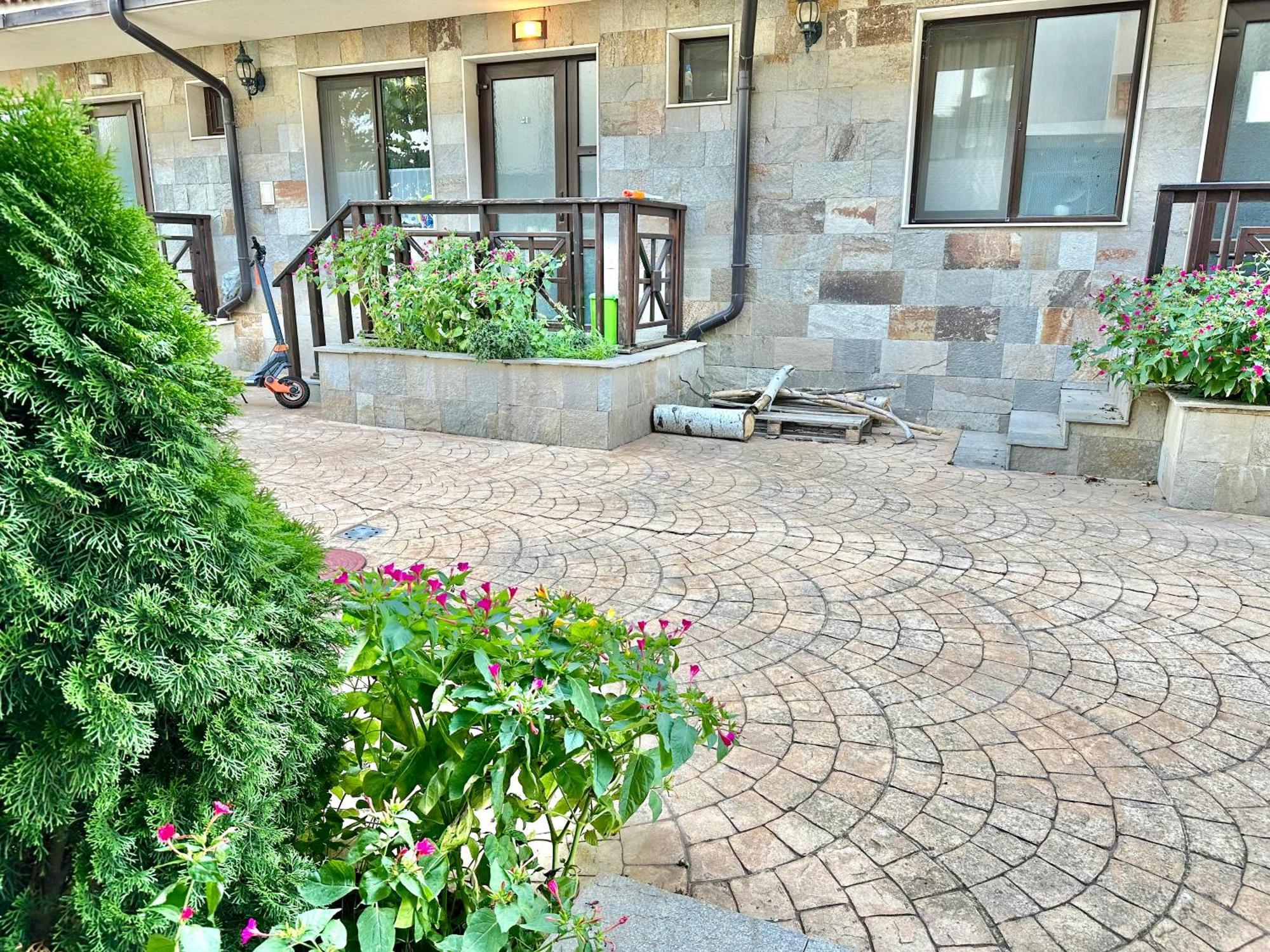 Menada Imperial Heights Villas サニービーチ エクステリア 写真