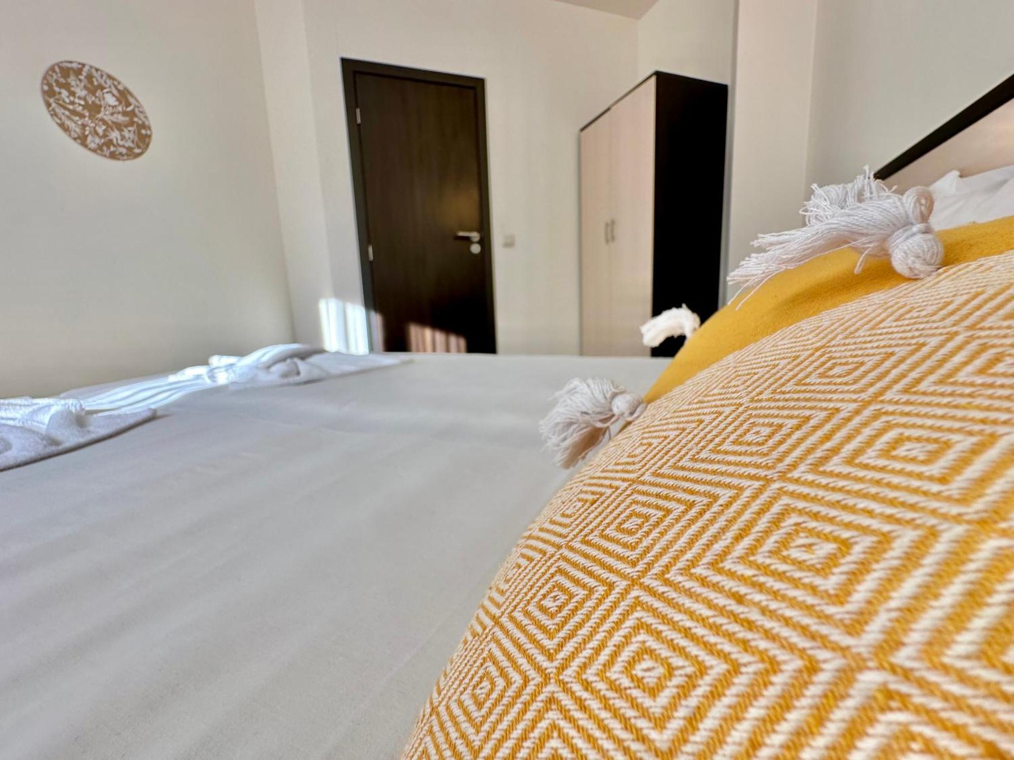 Menada Imperial Heights Villas サニービーチ エクステリア 写真